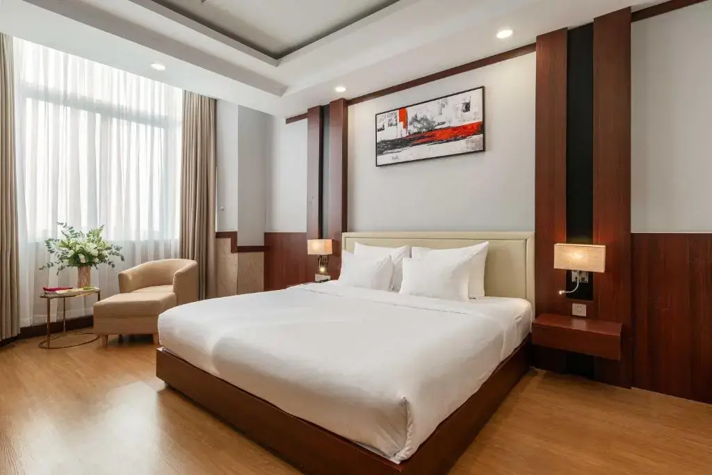 Khách sạn Vạn Phát Riverside Hotel Cần Thơ