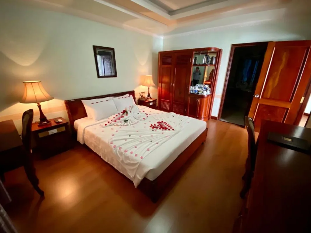 Khách sạn Ninh Kiều 2 Hotel Cần Thơ