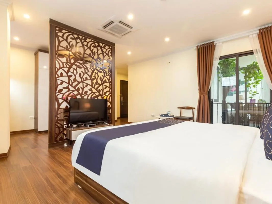 Khách sạn Sen Hidden Charm Hotel & Apartment Hà Nội