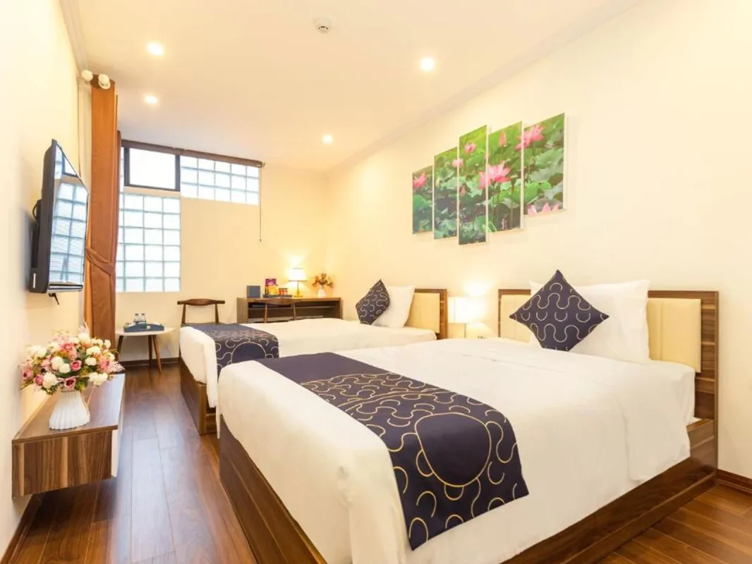 Khách sạn Sen Hidden Charm Hotel & Apartment Hà Nội