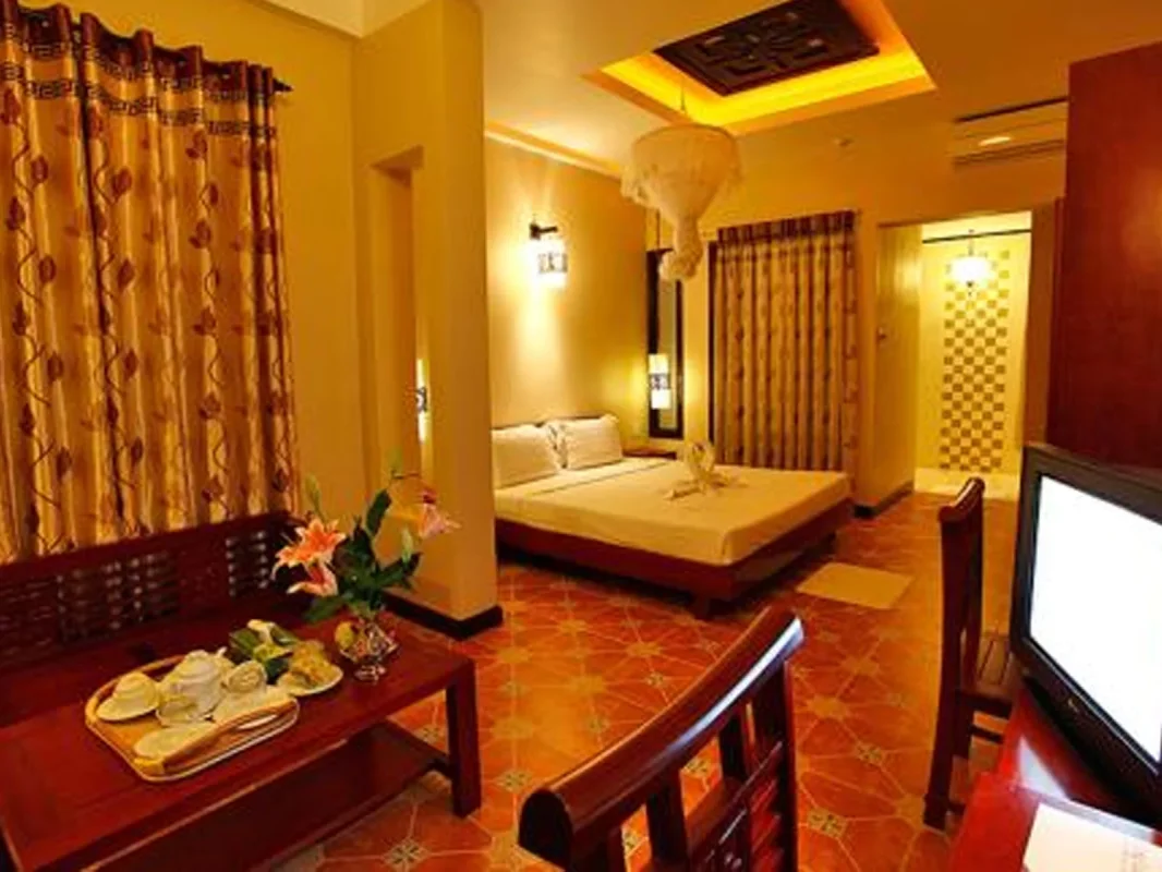 Khách sạn Long Life Riverside Hotel Hội An