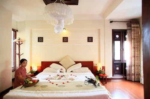 Khách sạn Long Life Riverside Hotel Hội An