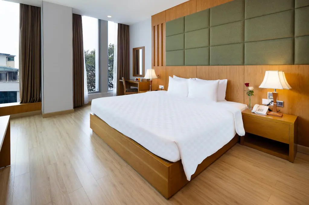 Khách sạn Eden Star Sài Gòn Hotel & Spa Hồ Chí Minh
