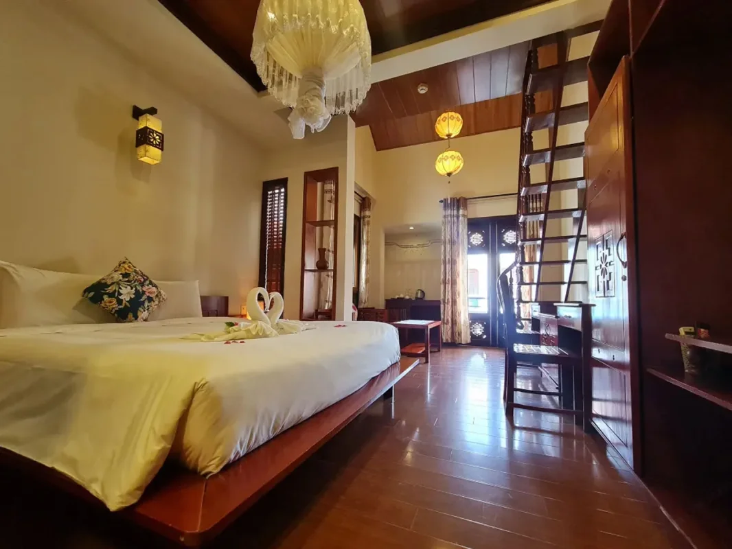 Khách sạn Long Life Riverside Hotel Hội An