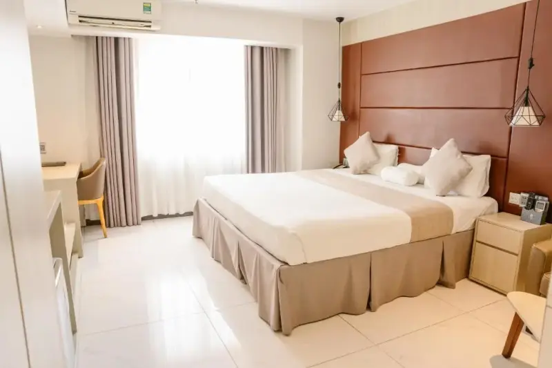 Khách sạn Holiday One Hotel Cần Thơ - Superior Double/Twin (có cửa sổ)