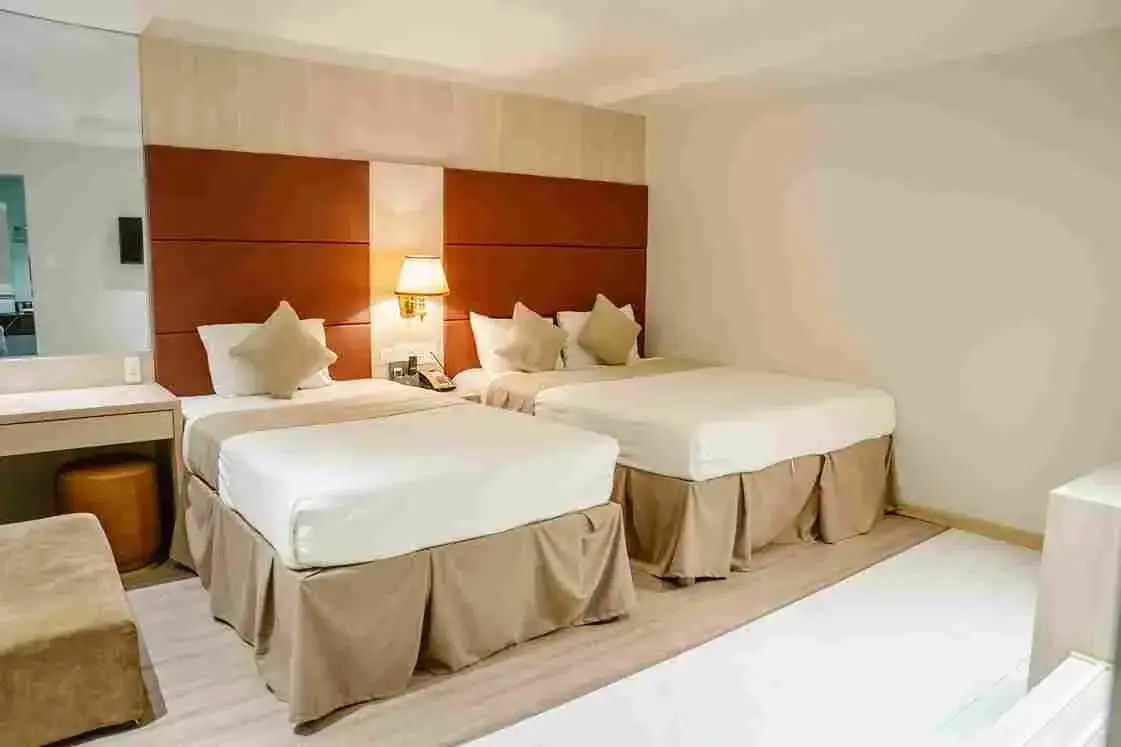 Khách sạn Holiday One Hotel Cần Thơ