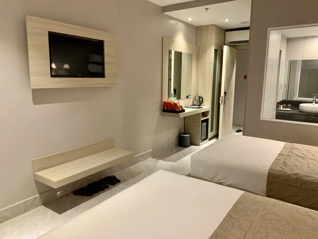 Khách sạn Holiday 2 Hotel Cần Thơ