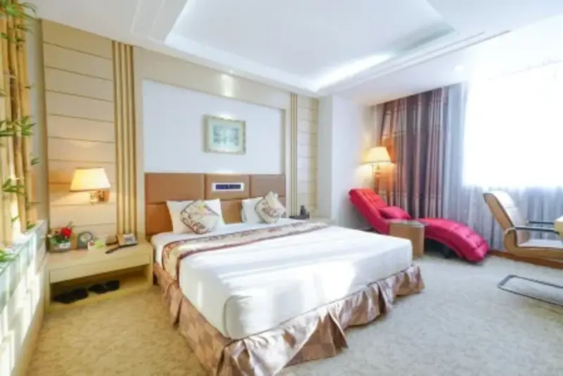 Khách sạn Holiday One Hotel Cần Thơ - Palace Suite