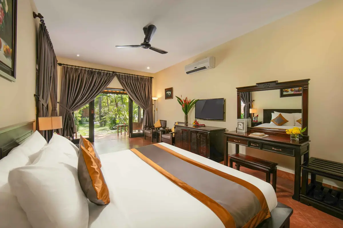 Sea Lion Beach Resort & Spa Mũi Né