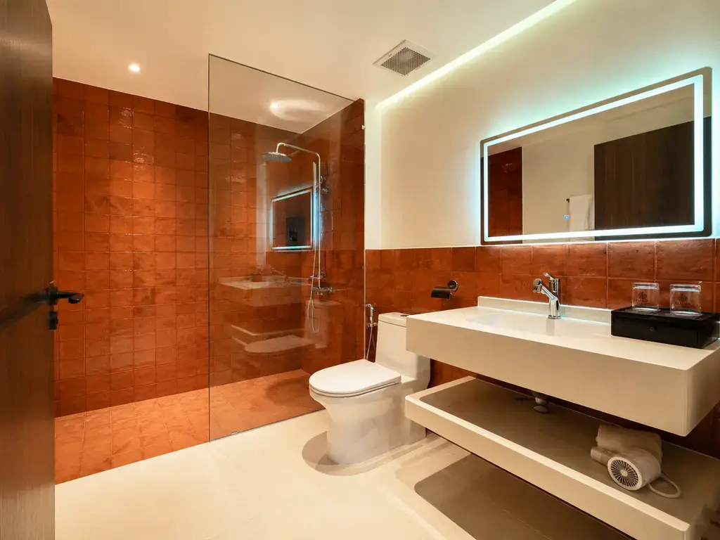 Khách sạn Amana Living - Nguyễn Cảnh Chân Hồ Chí Minh