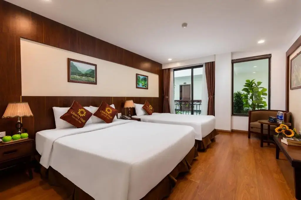 Khách sạn Liberty Hall Tam Cốc Hotel & Villa Ninh Bình
