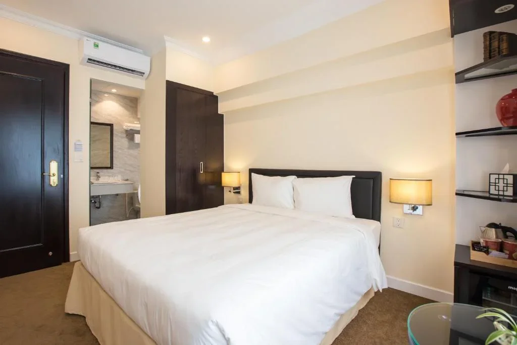 Khách sạn Dinh Elegant Hà Nội Hotel
