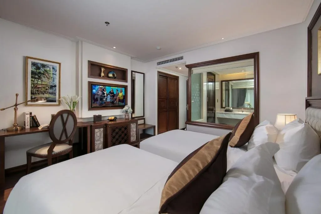 Khách sạn The Q Hotel Hà Nội