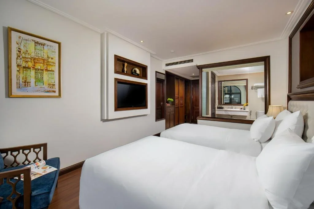 Khách sạn The Q Hotel Hà Nội