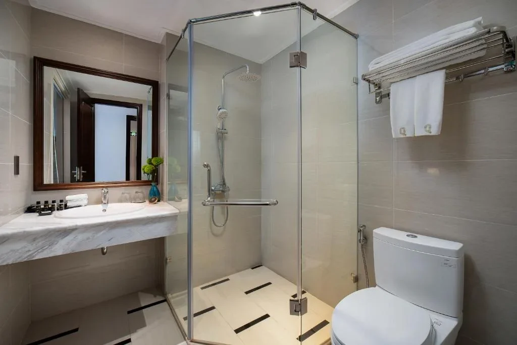 Khách sạn The Q Hotel Hà Nội