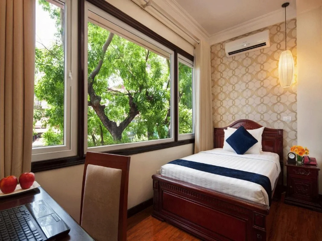 Khách sạn Hà Nội Golden Moon Hotel & Travel