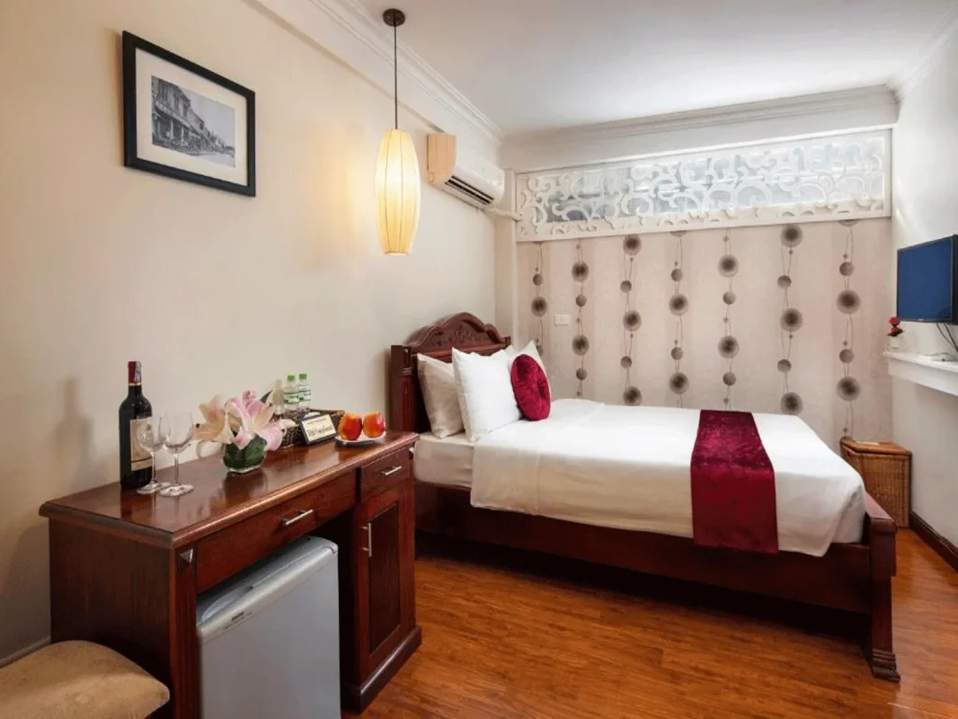 Khách sạn Hà Nội Golden Moon Hotel & Travel