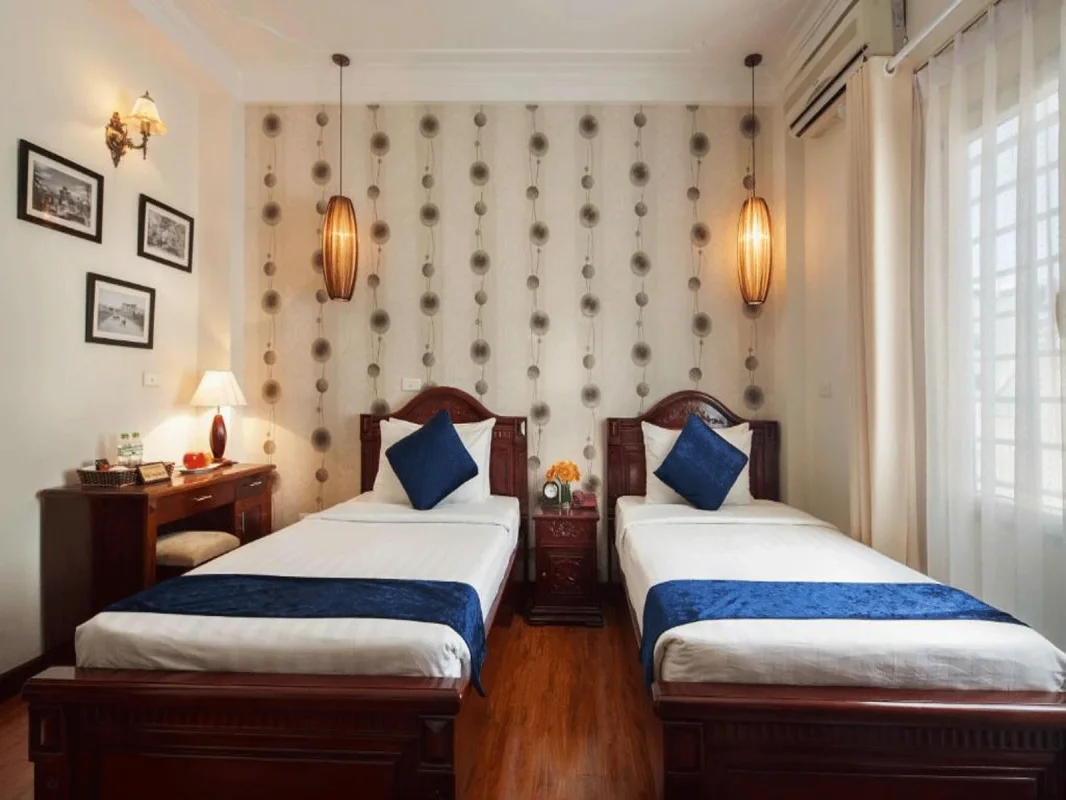 Khách sạn Hà Nội Golden Moon Hotel & Travel