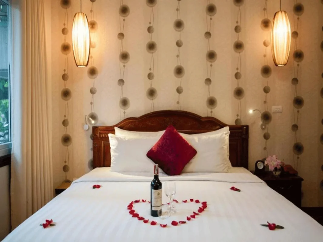 Khách sạn Hà Nội Golden Moon Hotel & Travel