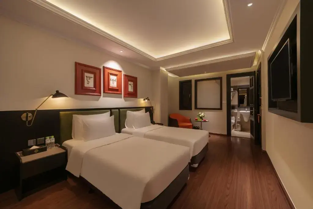 Khách sạn Champton Hà Nội Hotel