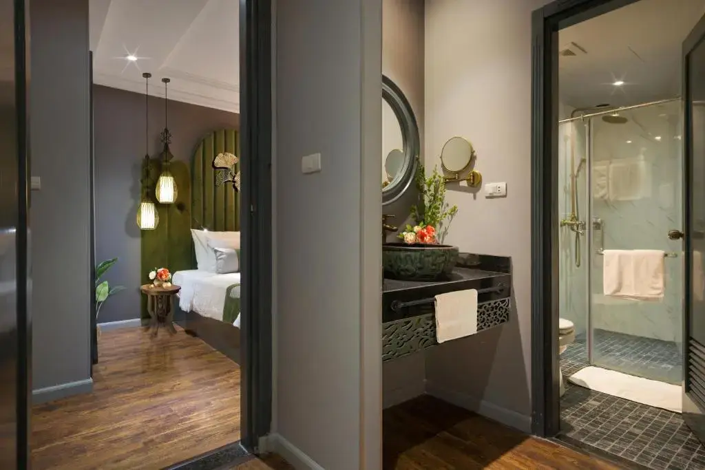 Khách sạn Hà Nội Center Silk Hotel And Travel