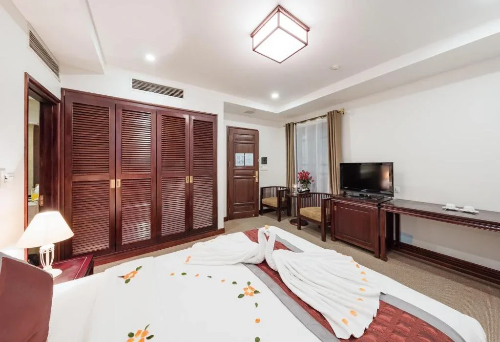 Khách sạn La Dolce Vita Hotel Hà Nội