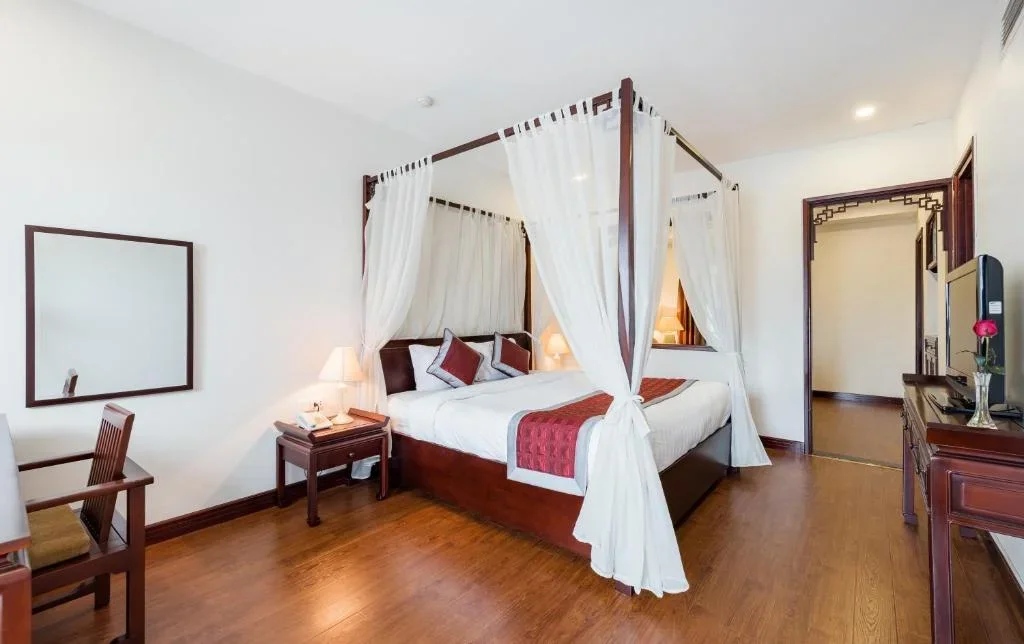 Khách sạn La Dolce Vita Hotel Hà Nội