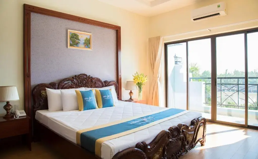 Khách sạn Ninh Kiều Riverside Hotel Cần Thơ
