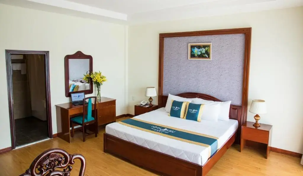 Khách sạn Ninh Kiều Riverside Hotel Cần Thơ
