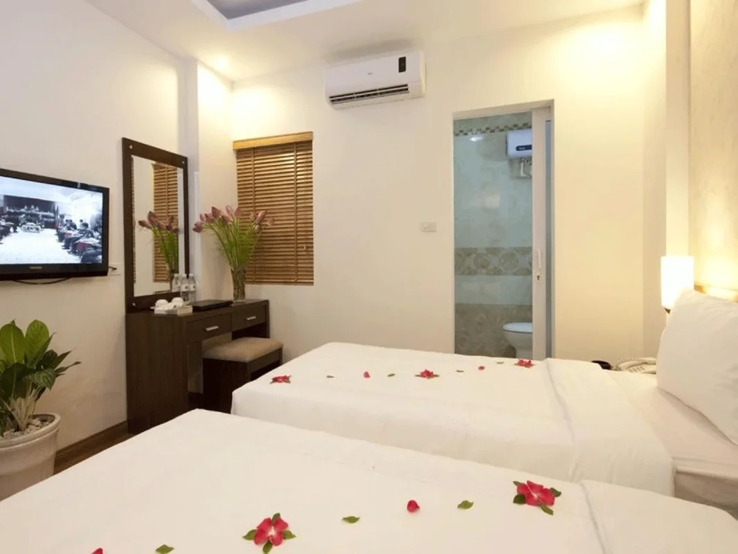 Khách sạn Rising Dragon Legend Hotel Hà Nội
