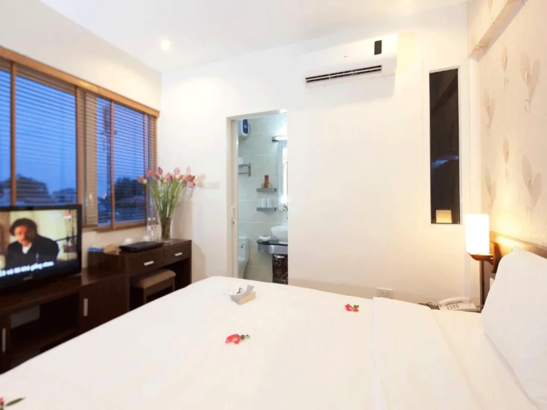 Khách sạn Rising Dragon Legend Hotel Hà Nội