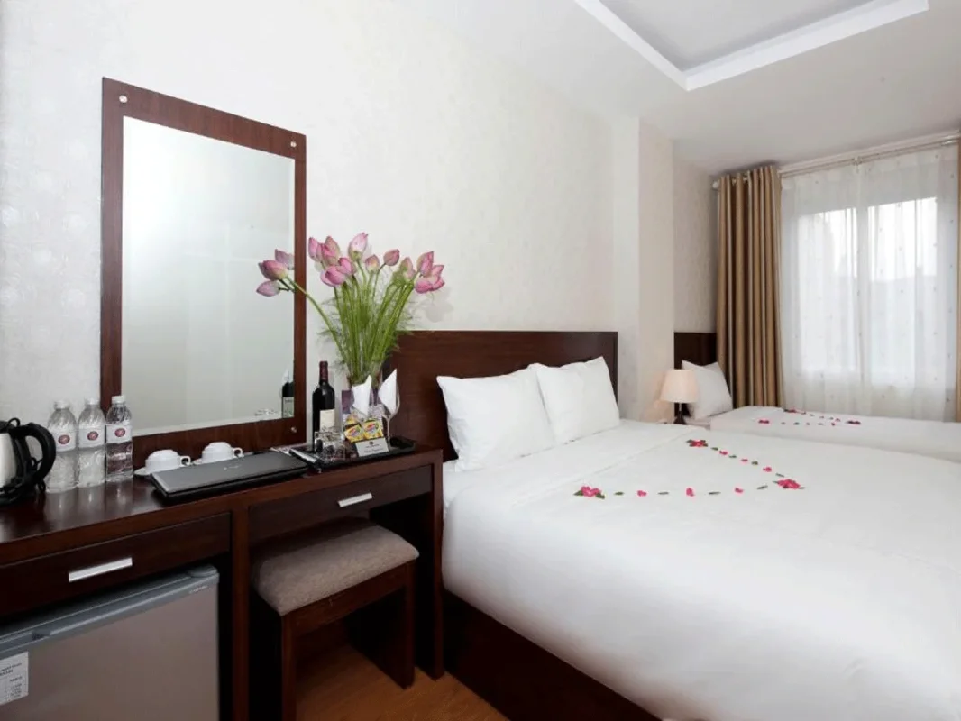 Khách sạn Rising Dragon Legend Hotel Hà Nội