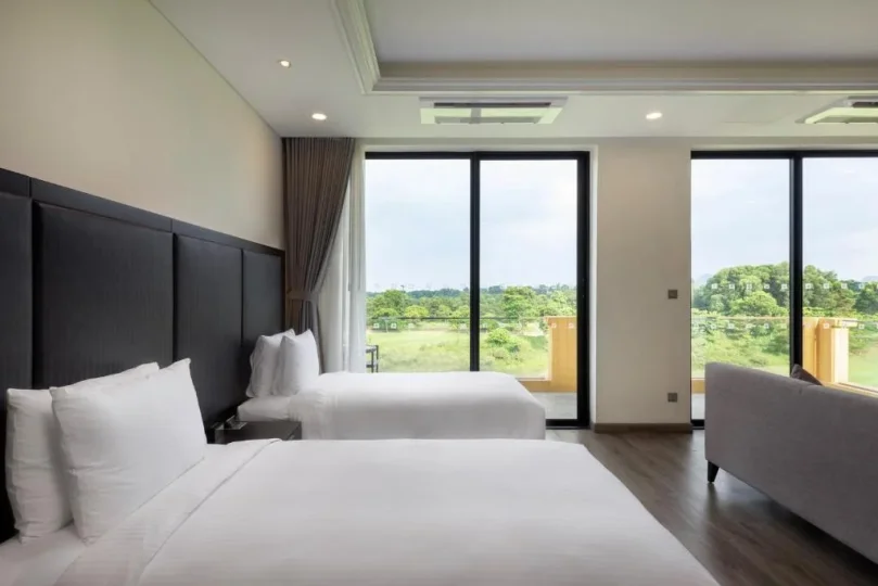 Khách sạn Wyndham Sky Lake Resort & Villas Hà Nội - Resort Deluxe Twin