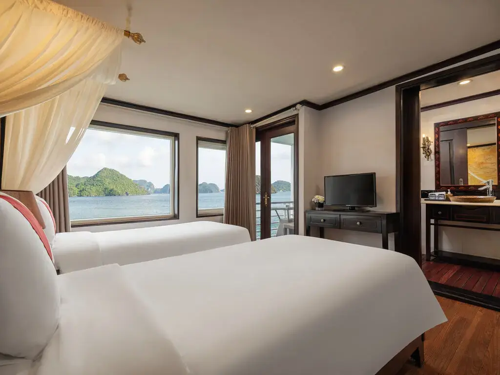 Du thuyền Amanda Premier Cruise Hạ Long