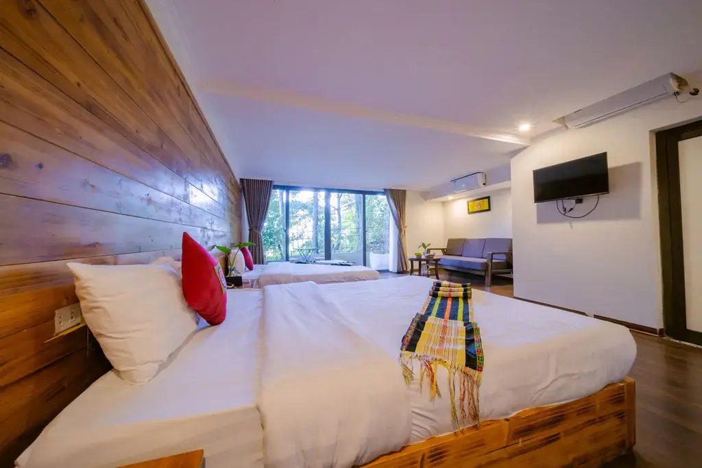 Khách sạn Village Sapa Hotel