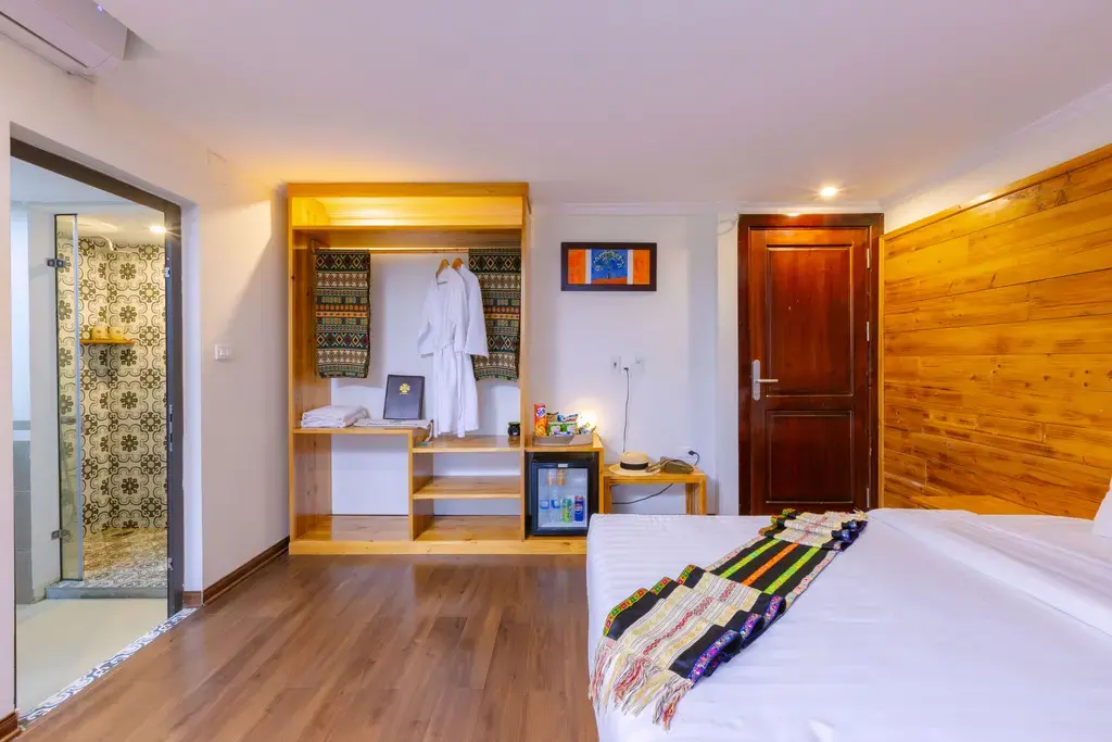 Khách sạn Village Sapa Hotel