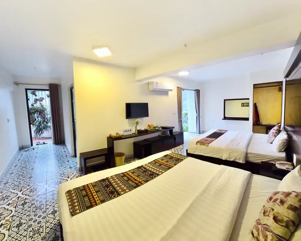 Khách sạn Village Sapa Hotel
