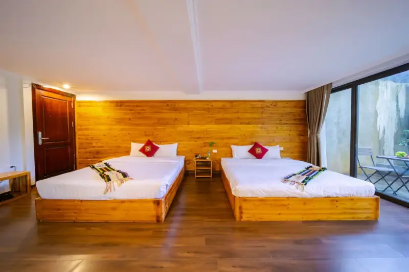 Khách sạn Village Sapa Hotel - Superior Family