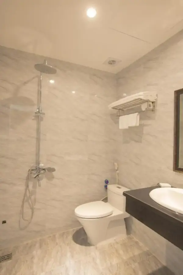 Khách sạn Vy House Hotel Hà Nội