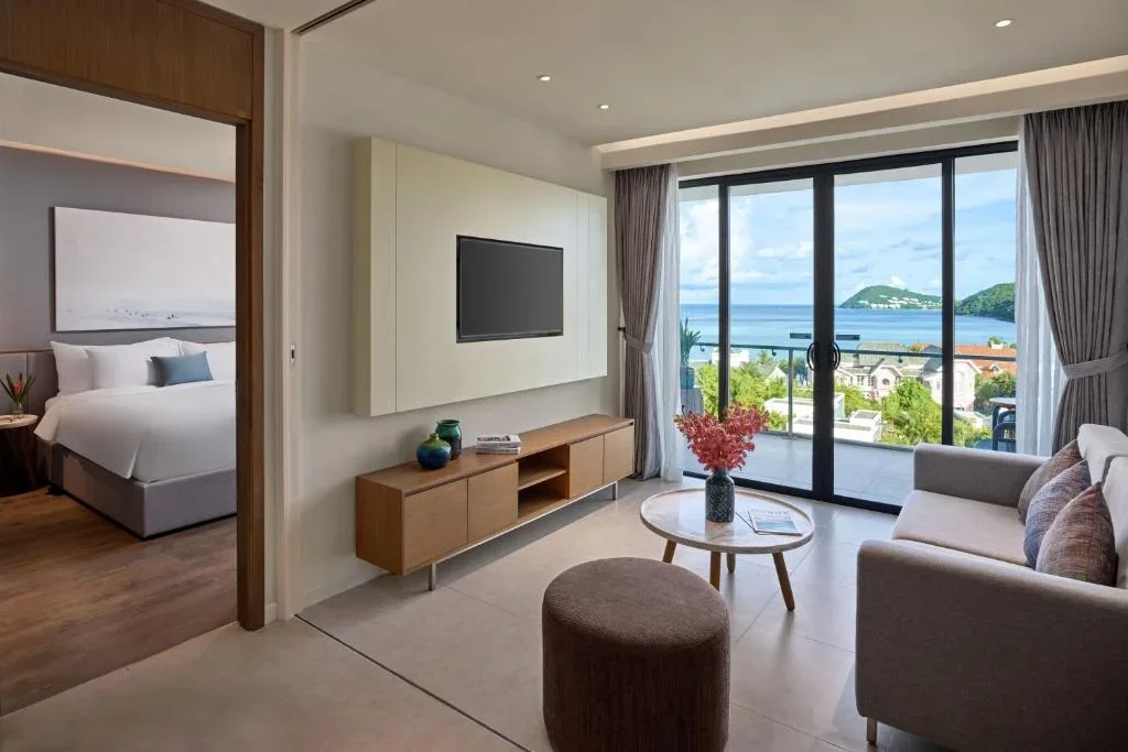 Khách sạn Premier Residences Phú Quốc Emerald Bay Managed by Accor Hotel