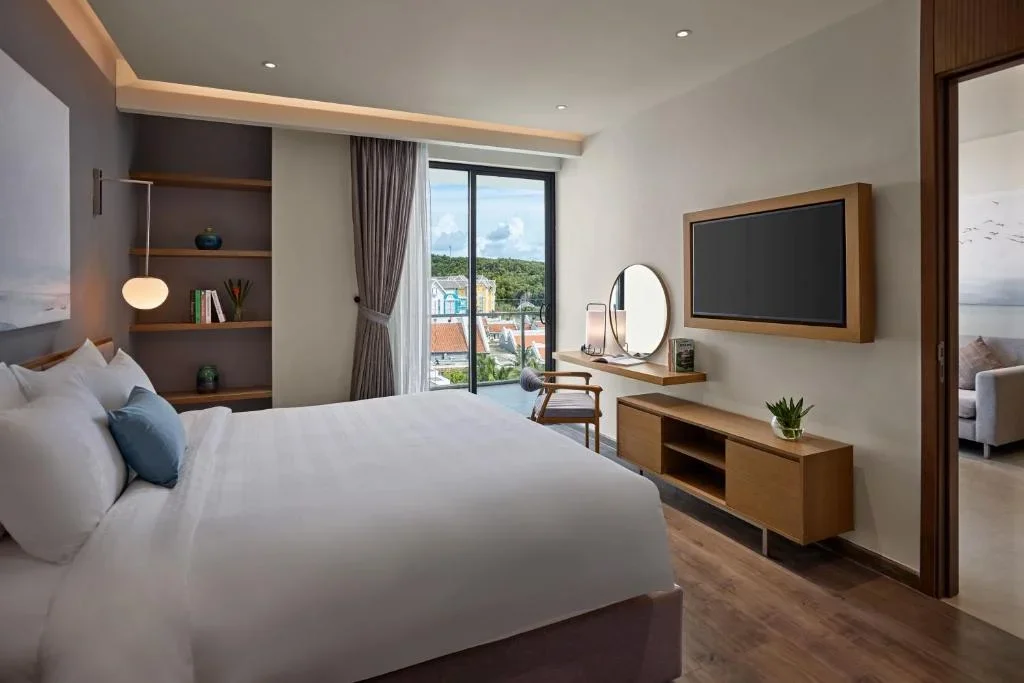 Khách sạn Premier Residences Phú Quốc Emerald Bay Managed by Accor Hotel