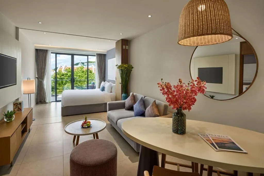 Khách sạn Premier Residences Phú Quốc Emerald Bay Managed by Accor Hotel