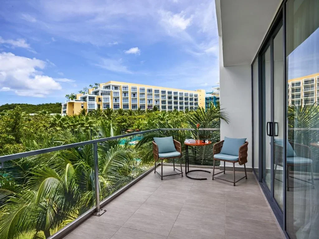 Khách sạn Premier Residences Phú Quốc Emerald Bay Managed by Accor Hotel