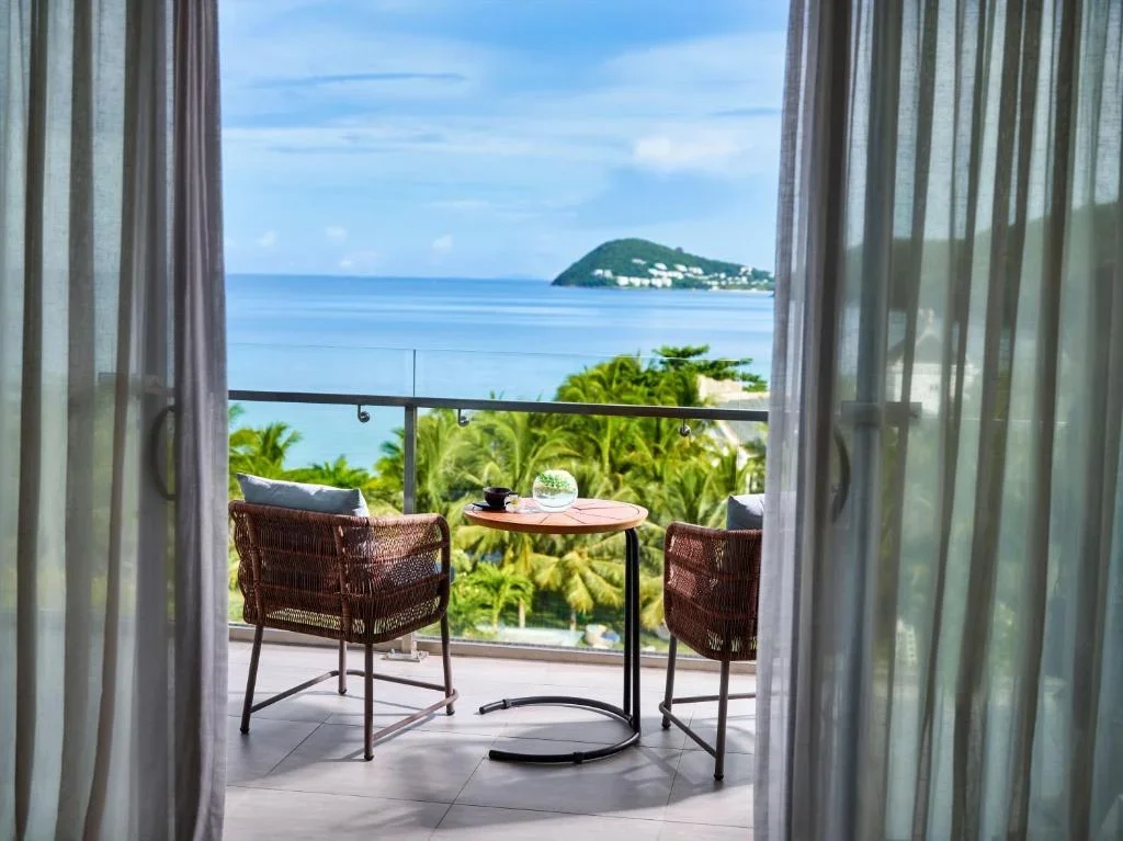 Khách sạn Premier Residences Phú Quốc Emerald Bay Managed by Accor Hotel