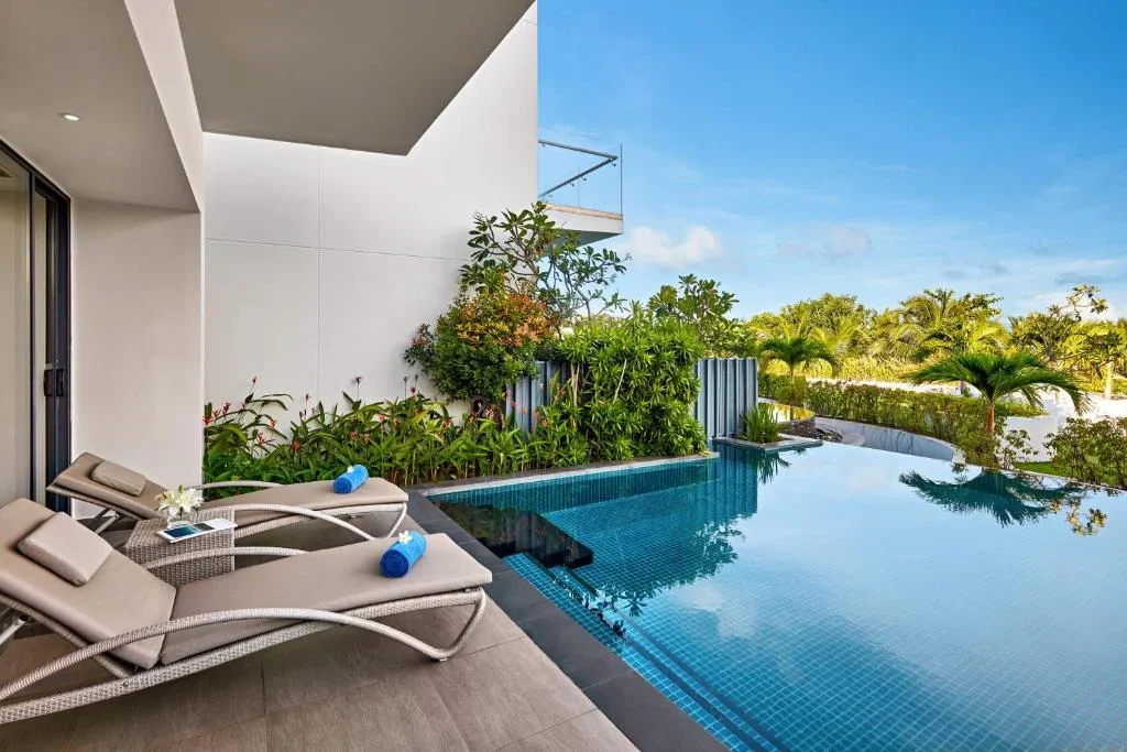 Khách sạn Premier Residences Phú Quốc Emerald Bay Managed by Accor Hotel