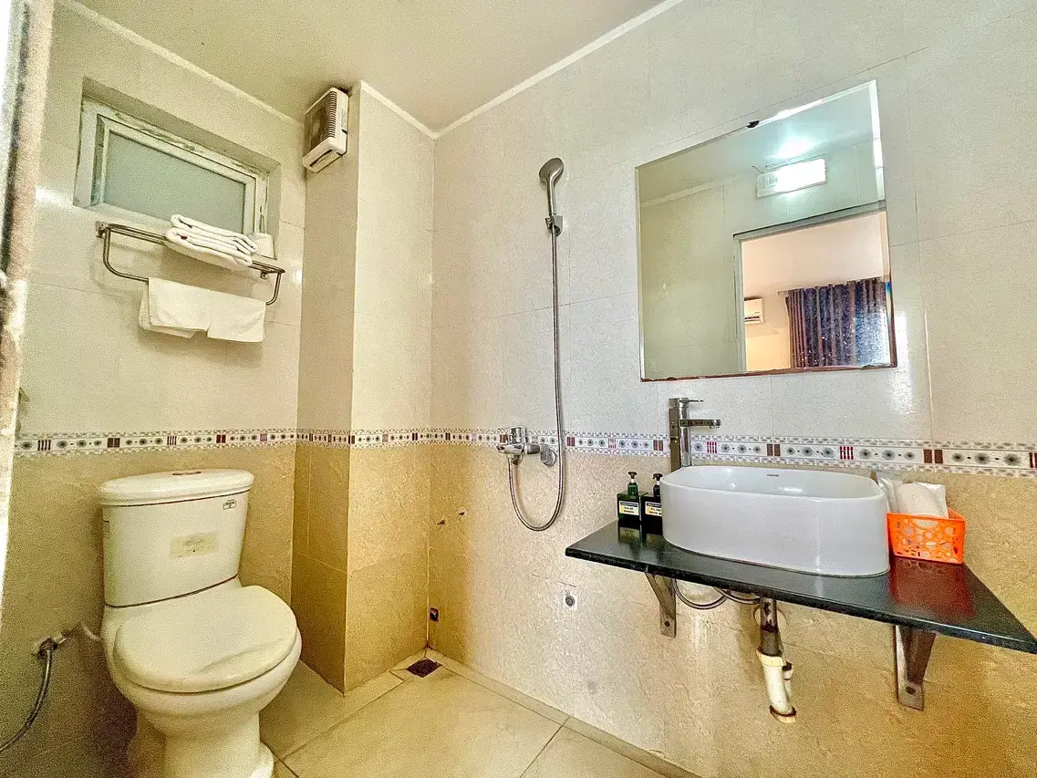 Khách sạn Dragon Airport Hotel Hà Nội