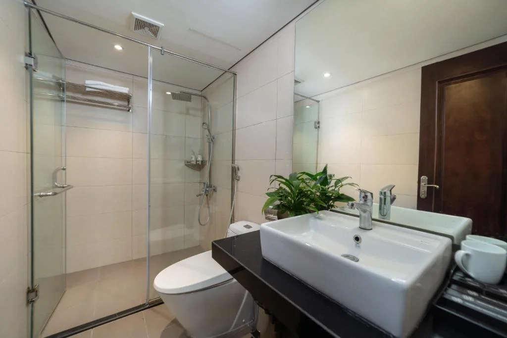 Khách sạn Madelise Palace Hotel & Spa Hà Nội