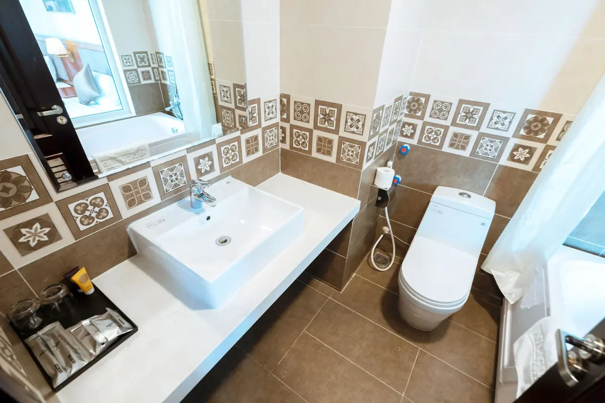 Khách sạn Âu Lạc Hạ Long Hotel