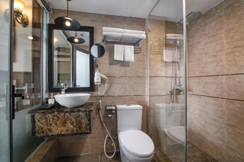 Khách sạn Alisa Hotel & Spa Hà Nội