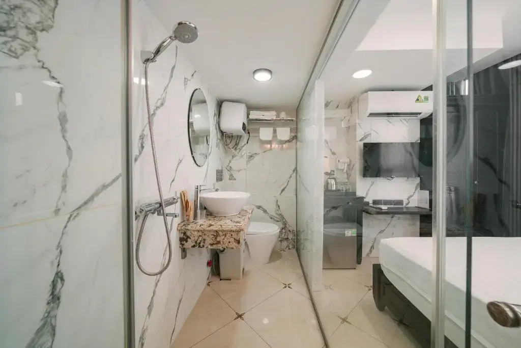 Khách sạn Bay Luxury Boutique Hotel & Spa Hà Nội